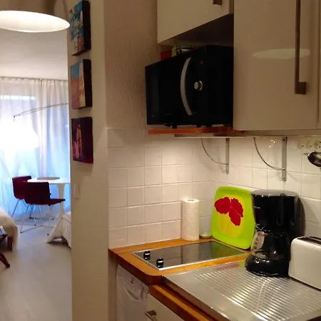 Appartement Brigitte Centre Tropez Parking Piscine Wifi Vue